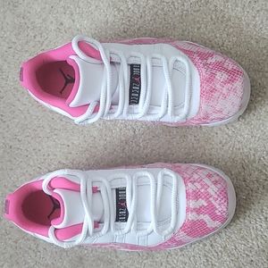 Wms air jordan 11 retro low ' Pink Snakeskin '